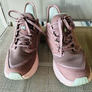 Hoka Anacapa 2 Freedom Trail Runner, easy slip-on and off. Like new